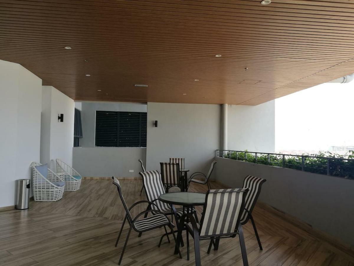 Atlantis Residence By Harmoni Harbour Malacca Exterior foto